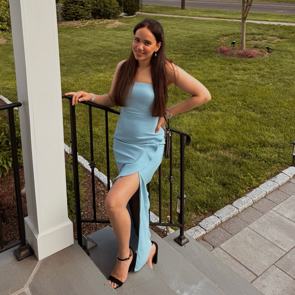 Lulu's Strapless Light Blue Dress